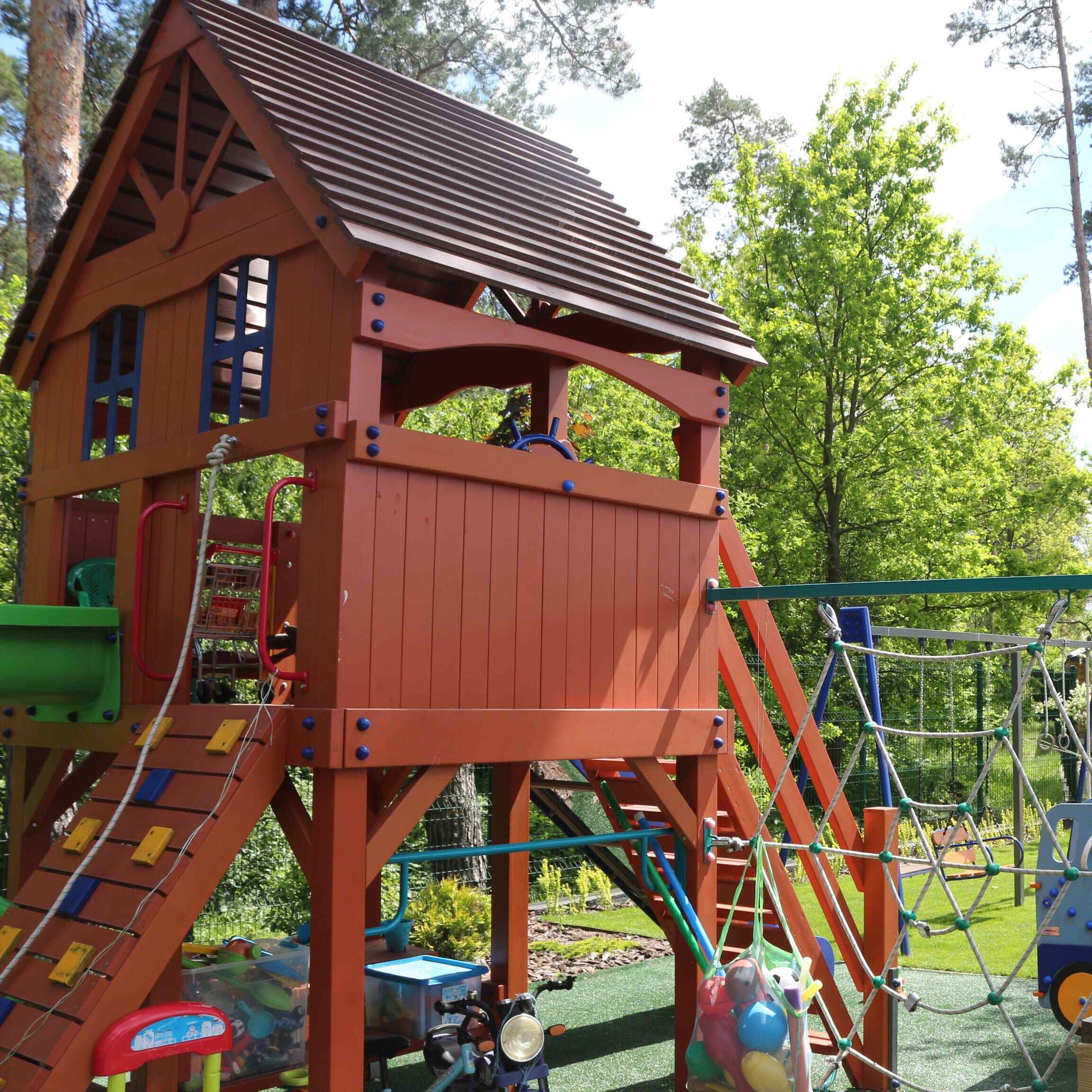 Playground Villa (slide height 1,5 m)